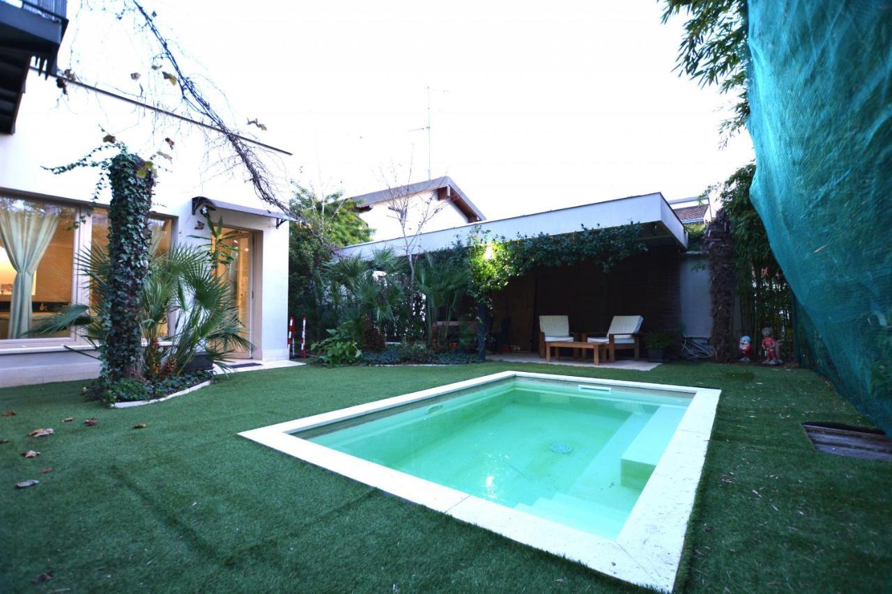 Suite Mimosa Con Piscina - Affitti Brevi Italia 西尔米奥奈 外观 照片